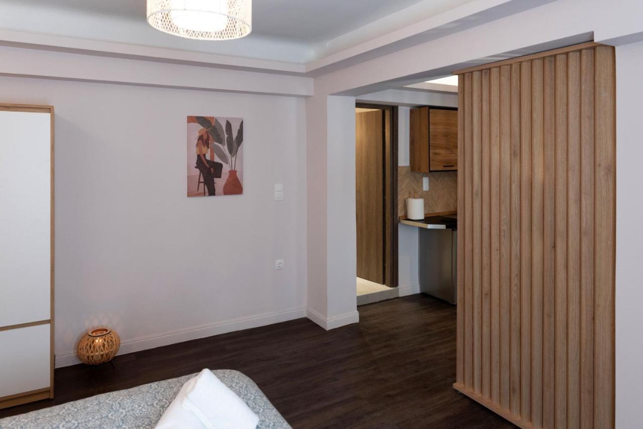 Niki Athens Suites - Cosy Suite In The Historical Center Of Atene Esterno foto