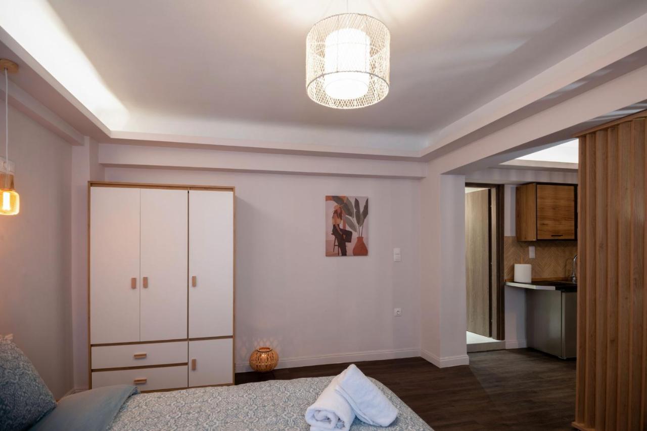 Niki Athens Suites - Cosy Suite In The Historical Center Of Atene Esterno foto