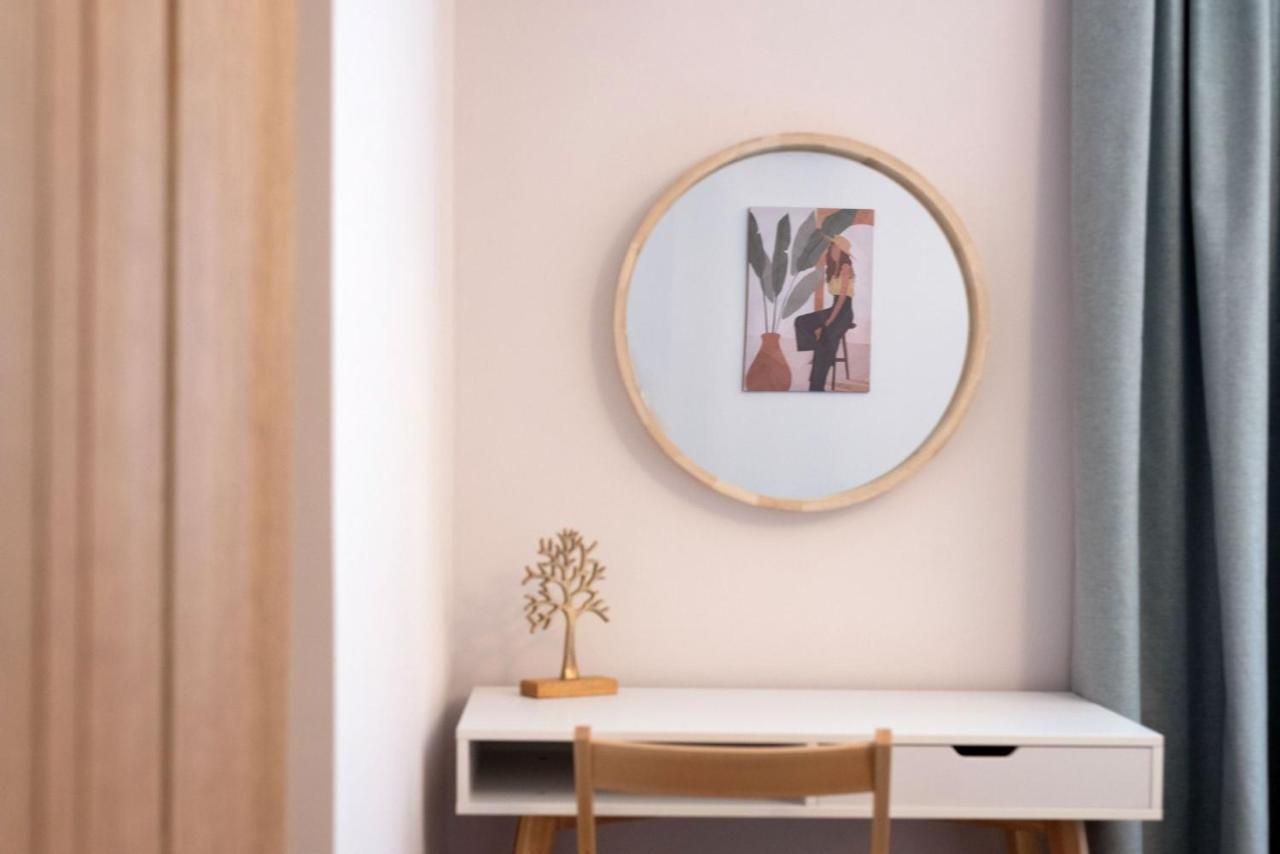 Niki Athens Suites - Cosy Suite In The Historical Center Of Atene Esterno foto