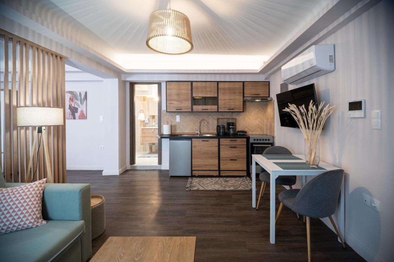 Niki Athens Suites - Cosy Suite In The Historical Center Of Atene Esterno foto